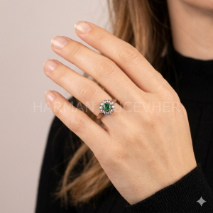 0,48 Karat Elmas Zümrüt Gül Yüzük