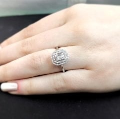 0.43 Karat Pırlanta Baget Yüzük