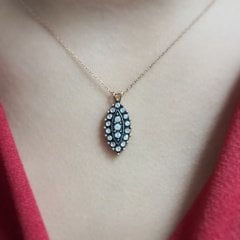 0.23 Karat Elmas Mekik Kolye